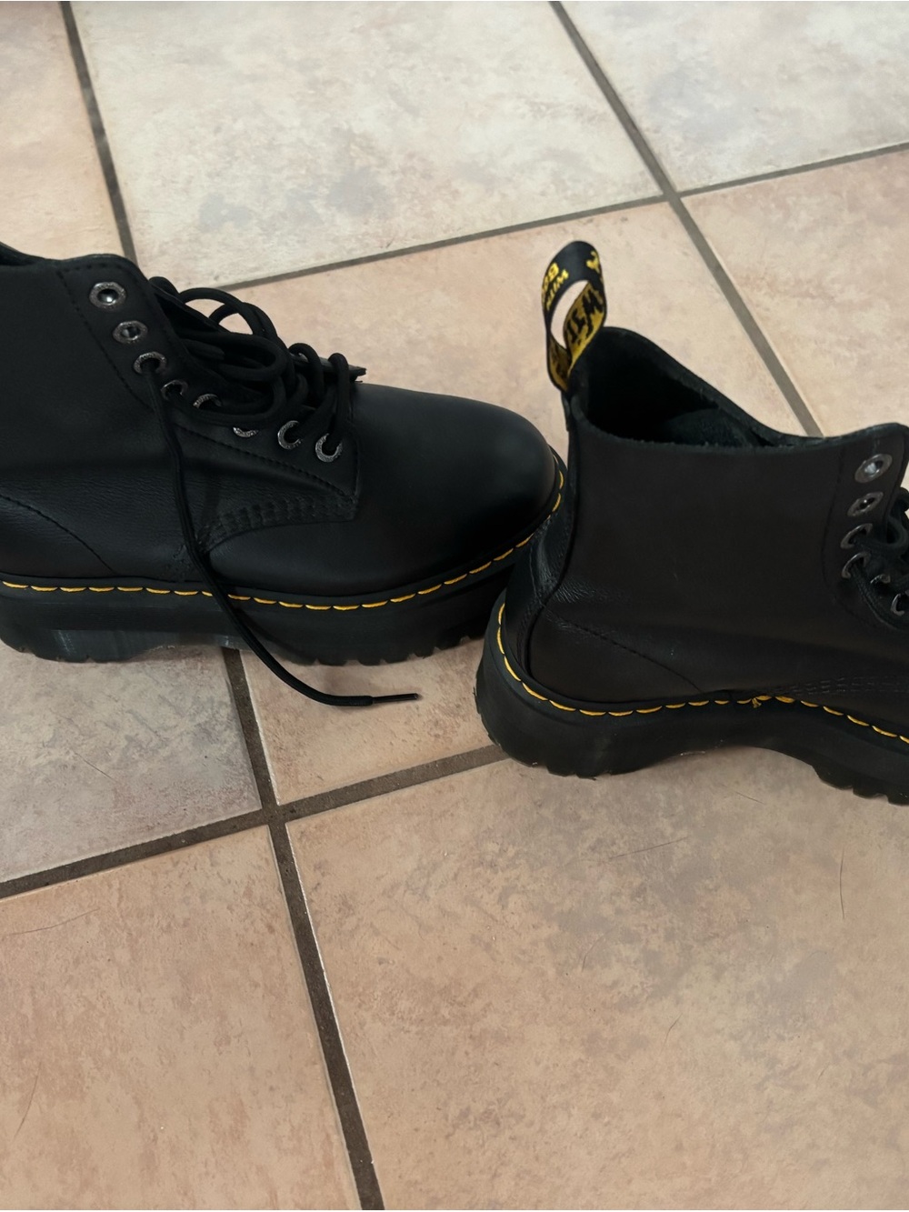 Doc Marten’s - Picture 3 of 5